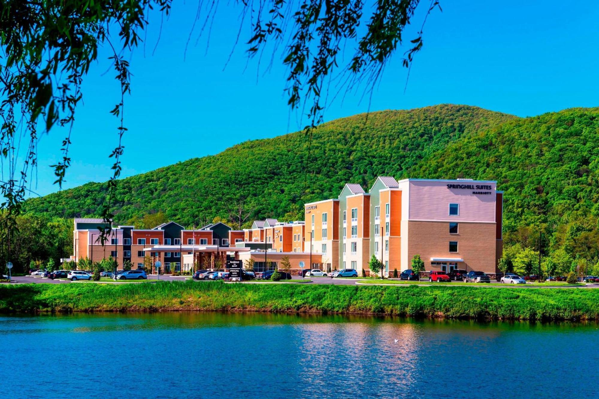 Springhill Suites By Marriott Фишкилл Экстерьер фото